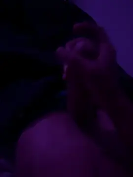 Snapshot of elsalvaje66 chatting on April 6, 4:57 am elsalvaje66 online show from April 6, 4:57 am