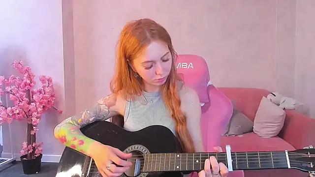Sienna Nyx online show from June 26, 9:14 am