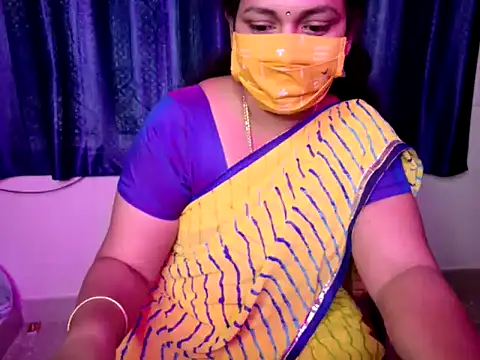 Snapshot of charu-baby chatting on April 7, 6:47 am charu-baby online show from April 7, 6:47 am