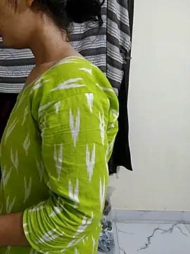 Monika kumari6 online show from May 20, 5:30 pm