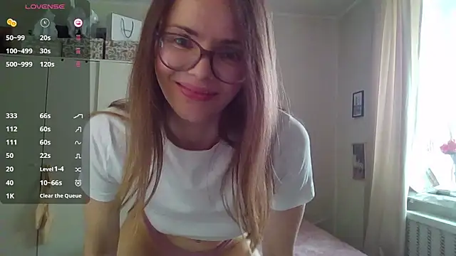 mmmay day online show from April 24, 7:11 am