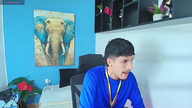 ALEXXXTREM69 online show from April 28, 11:54 pm