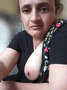 AnabelBexley online show from May 18, 6:30 am