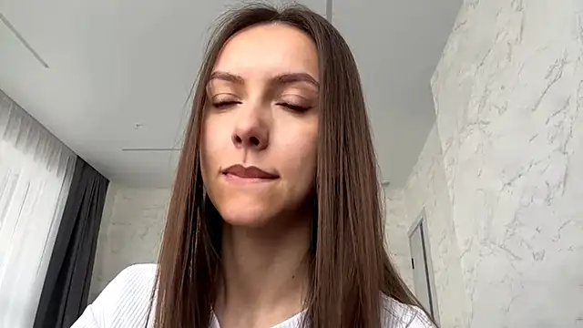 BrandyNorthcott online show from May 3, 3:34 am