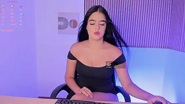 Snapshot of sophia__taylor chatting on May 23, 1:26 pm sophia taylor online show from May 23, 1:26 pm