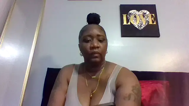 amberchill26 online show from April 27, 3:10 pm
