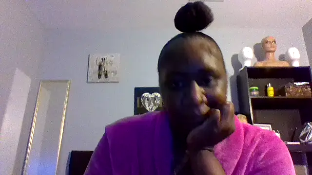 amberchill26 online show from April 28, 3:17 pm