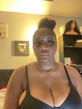 amberchill26 online show from June 3, 2:33 pm