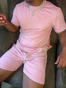 shepullsmydreads265 online show from April 8, 3:56 pm