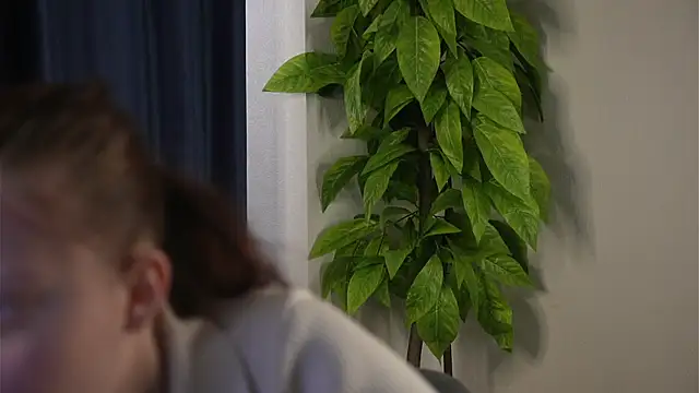 Snapshot of LasandraAlsup chatting on April 7, 7:53 am LasandraAlsup online show from April 7, 7:53 am