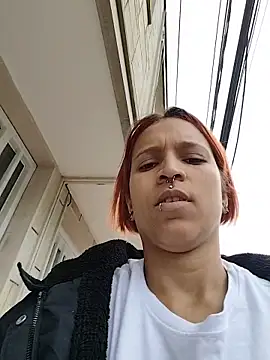 Mia 0-4 online show from May 13, 4:04 pm