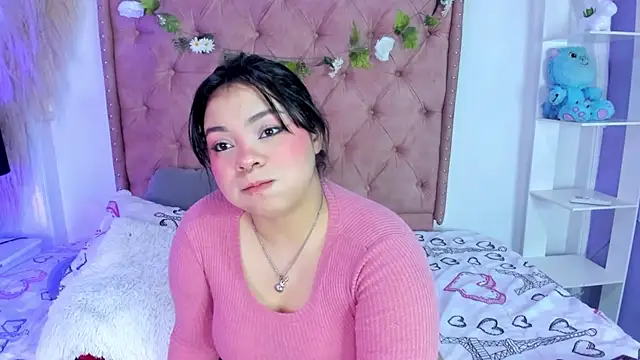 ROSELEI  online show from May 21, 12:45 pm