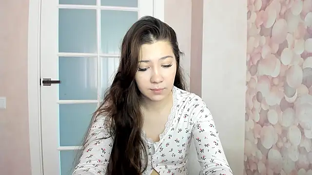 Snapshot of bina_mima chatting on April 13, 9:04 am bina mima online show from April 13, 9:04 am