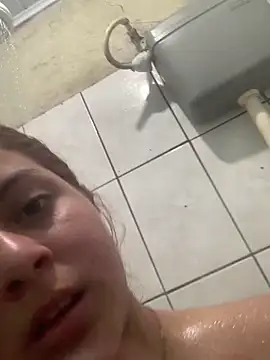 Snapshot of Gatanobanho chatting on April 6, 9:49 pm Gatanobanho online show from April 6, 9:49 pm