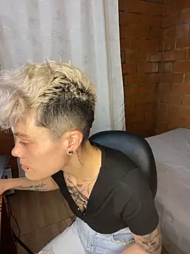 Snapshot of Megan-c chatting on June 21, 1:41 am Megan-c online show from June 21, 1:41 am
