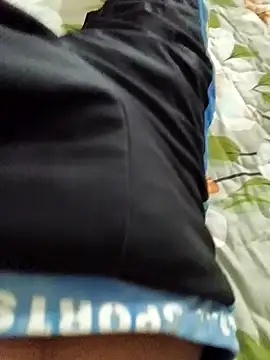 ekwjj online show from April 27, 8:40 pm