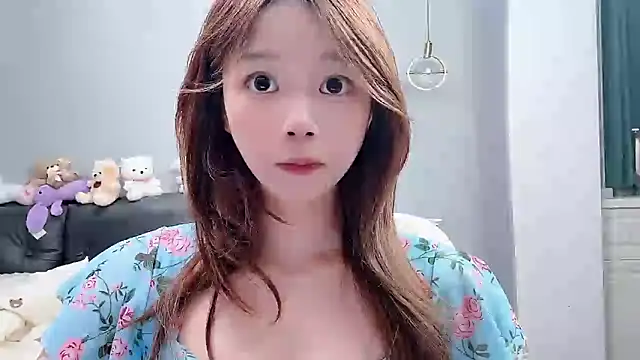 Lilababy00 online show from May 10, 2:44 pm