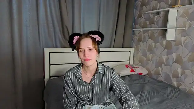 Snapshot of MitsuePostel chatting on April 23, 12:29 pm MitsuePostel online show from April 23, 12:29 pm