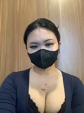 Snapshot of haileybaby- chatting on April 10, 3:45 am haileybaby- online show from April 10, 3:45 am