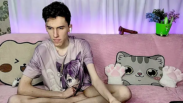 GoodBoyLuca online show from June 5, 11:43 pm