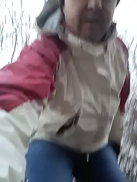 Snapshot of Luceriusbigass chatting on December 3, 6:04 am Luceriusbigass online show from December 3, 6:04 am