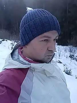 Snapshot of Luceriusbigass chatting on December 29, 12:01 pm Luceriusbigass online show from December 29, 12:01 pm