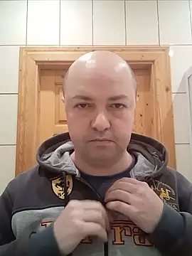 Snapshot of Luceriusbigass chatting on January 21, 5:27 am Luceriusbigass online show from January 21, 5:27 am