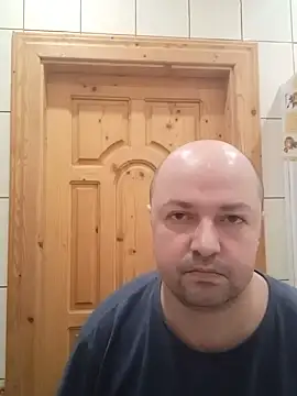 Snapshot of Luceriusbigass chatting on February 3, 9:18 pm Luceriusbigass online show from February 3, 9:18 pm