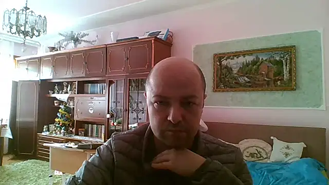 Snapshot of Luceriusbigass chatting on February 8, 1:11 pm Luceriusbigass online show from February 8, 1:11 pm