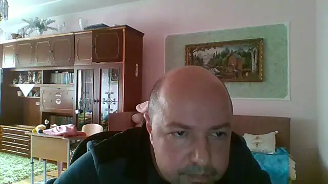 Snapshot of Luceriusbigass chatting on March 1, 1:51 pm Luceriusbigass online show from March 1, 1:51 pm