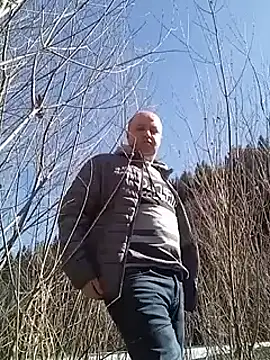 Snapshot of Luceriusbigass chatting on March 6, 11:25 am Luceriusbigass online show from March 6, 11:25 am