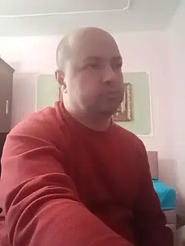 Snapshot of Luceriusbigass chatting on March 8, 3:35 pm Luceriusbigass online show from March 8, 3:35 pm