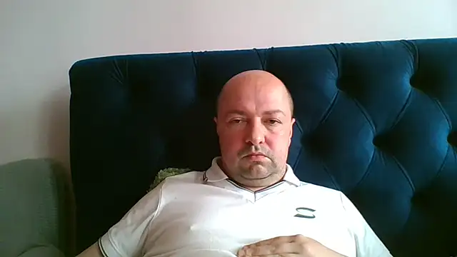 Snapshot of Luceriusbigass chatting on May 16, 6:32 am Luceriusbigass online show from May 16, 6:32 am
