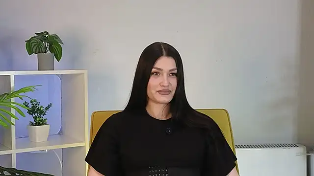 CheyenneGerla online show from April 8, 8:03 am