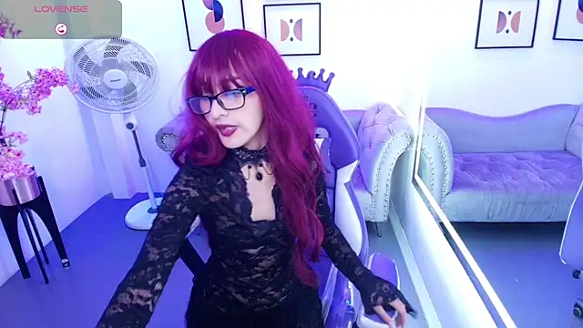 Snapshot of Ariel_doween chatting on June 10, 12:04 pm Ariel doween online show from June 10, 12:04 pm