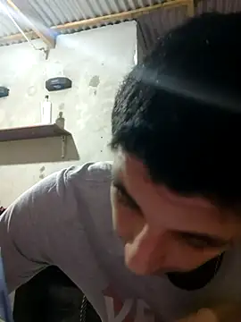 uriakela12 online show from April 24, 11:07 pm