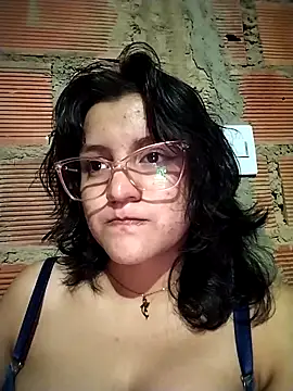 sienna elara online show from April 8, 10:48 am