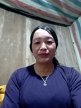 Snapshot of vanlucky2 chatting on April 19, 11:40 pm vanlucky2 online show from April 19, 11:40 pm