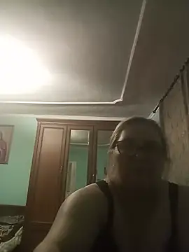 AureliaSky598 online show from June 11, 12:32 am