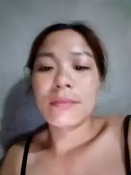 mia0033 online show from April 28, 2:33 pm