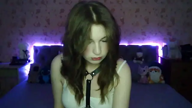 HoneyTangerine online show from April 21, 4:12 pm