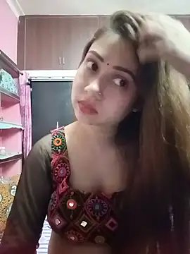 Snapshot of Hot_Soniya_08 chatting on July 13, 9:01 am Hot Soniya 08 online show from July 13, 9:01 am