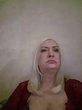 Snapshot of Julia20X chatting on May 17, 6:04 pm Julia20X online show from May 17, 6:04 pm