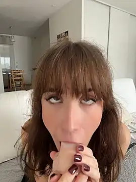 MyLovelyClitty online show from July 16, 1:28 pm