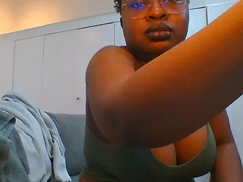 TwerkingTemptress online show from May 6, 8:36 pm