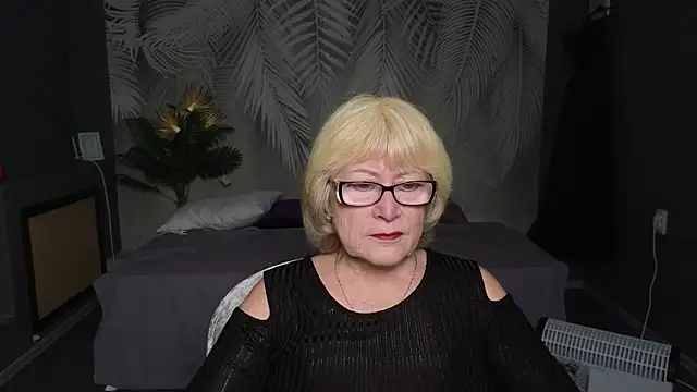 Zuri Zodiac online show from April 16, 7:20 am