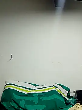 Snapshot of Lukaz_Caballero chatting on June 18, 5:19 am Lukaz Caballero online show from June 18, 5:19 am