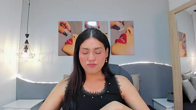 Snapshot of _ValeryCooper chatting on April 28, 11:37 am ValeryCooper online show from April 28, 11:37 am