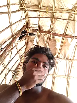Snapshot of teluguboy_7 chatting on June 24, 6:23 am teluguboy 7 online show from June 24, 6:23 am