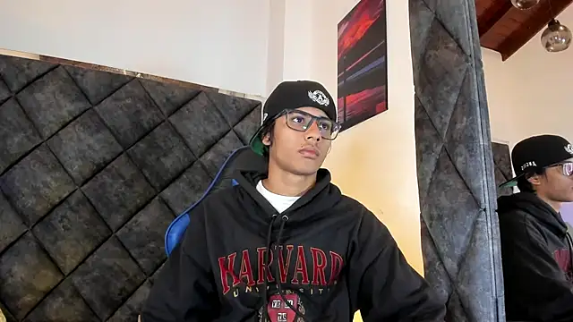 LiamKron online show from July 3, 9:48 am